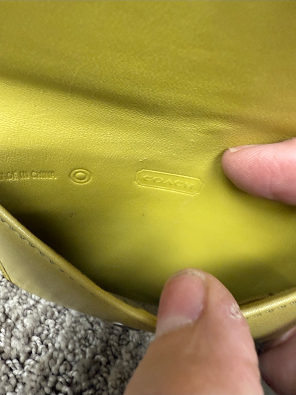 Vintage Coach Yellow Leather SoHo Buckle-Front Wallet - Picture 9 of 10